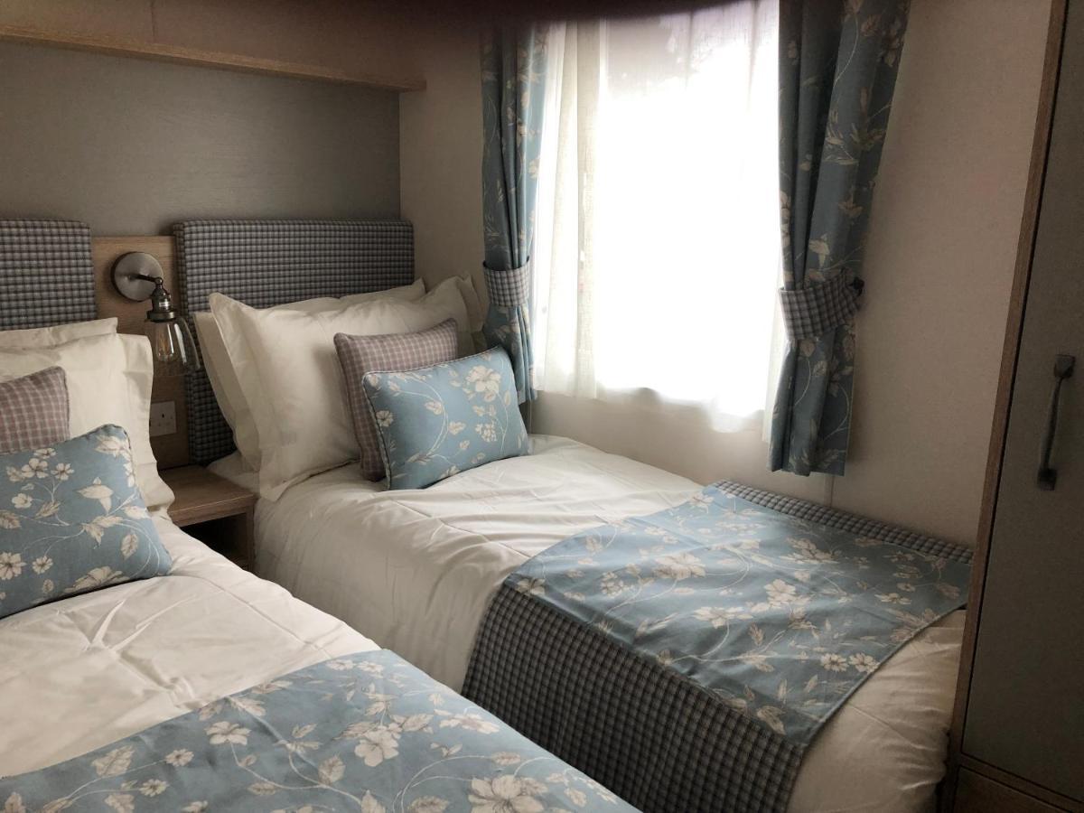Luxury 2 Bedroom Caravan In Stunning Location Pitlochry Exterior photo